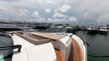 PRAYING FOR OVERTIME 26m motor yacht charter, photo 12