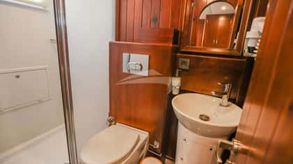 ULUCINAR 26m motor yacht charter, photo 8