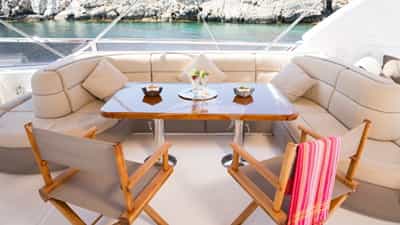Flybridge Seating