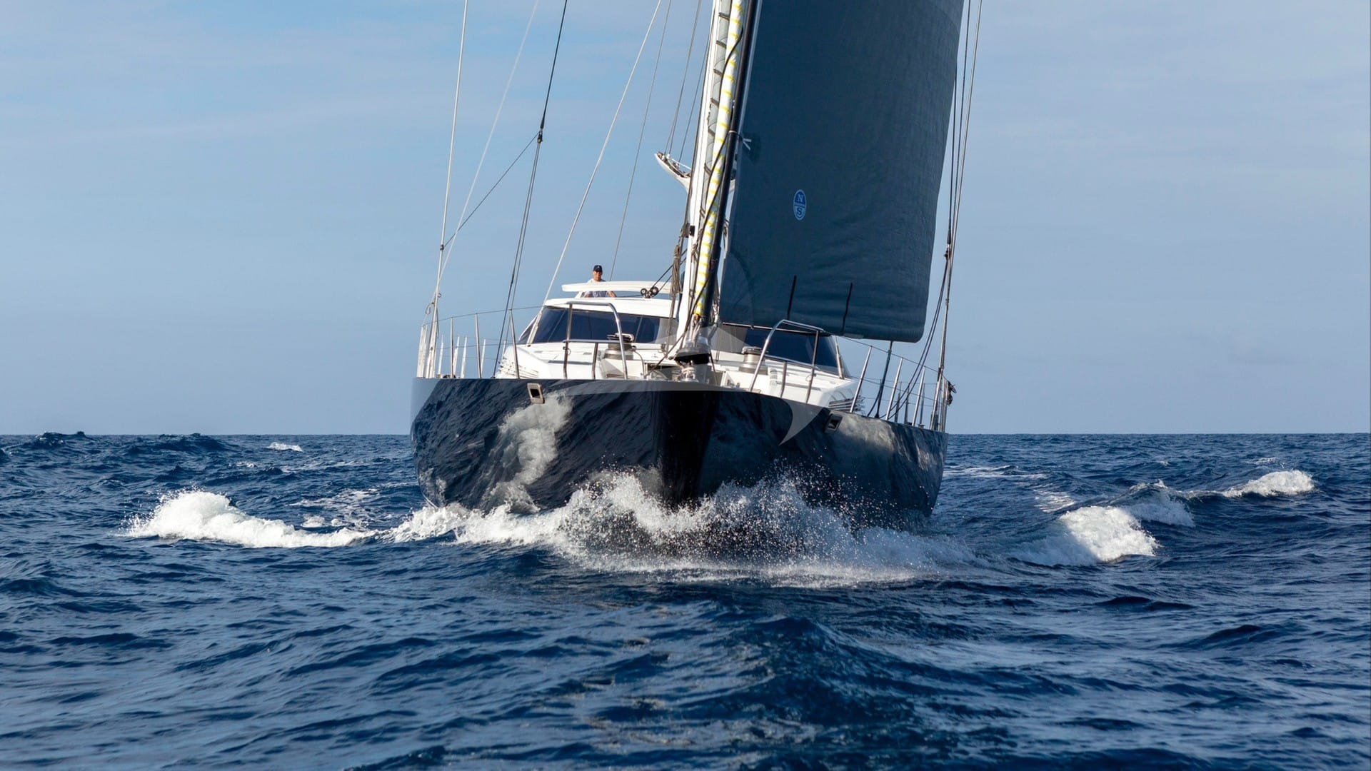 Sea-kindly hull design