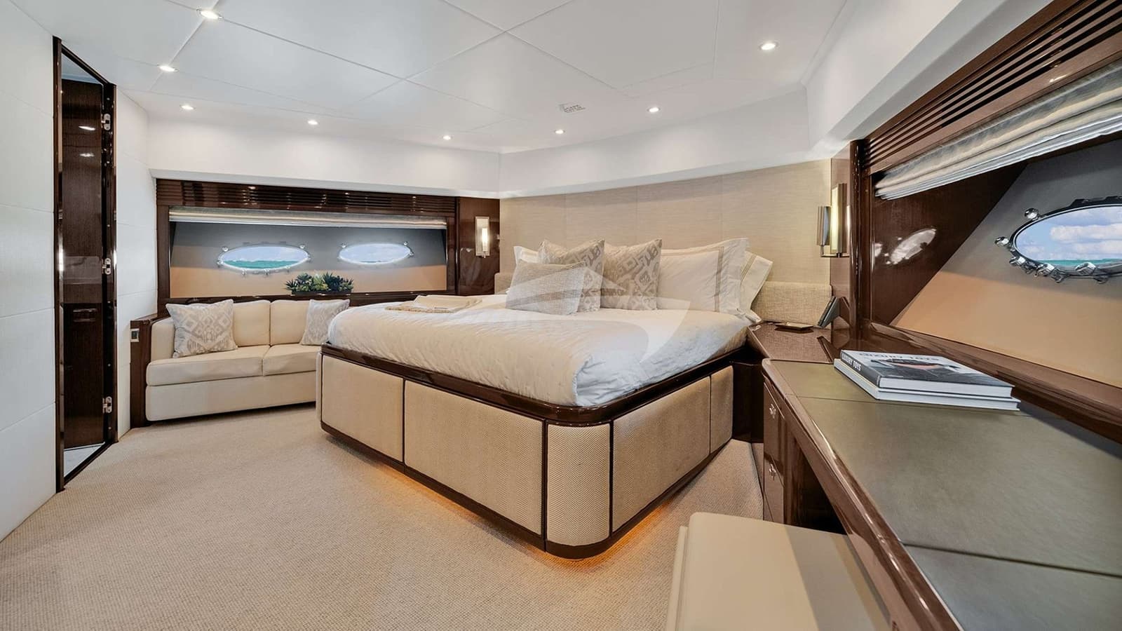 CURRENT $EA, photo from the yacht portfolio 7