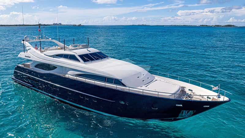 DREAM CHASER 29m motor yacht charter