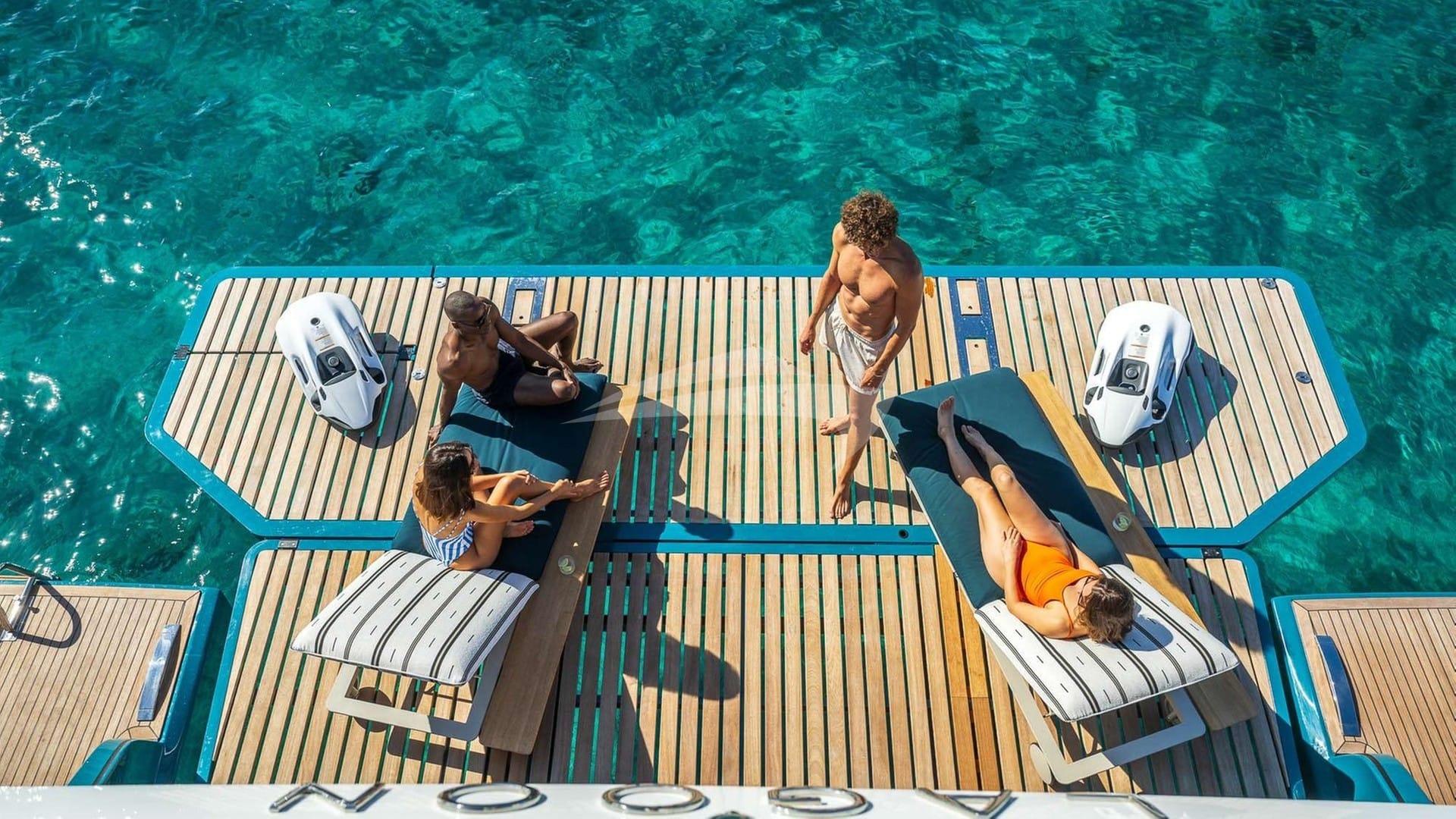 Lagoon Eighty2 sistership