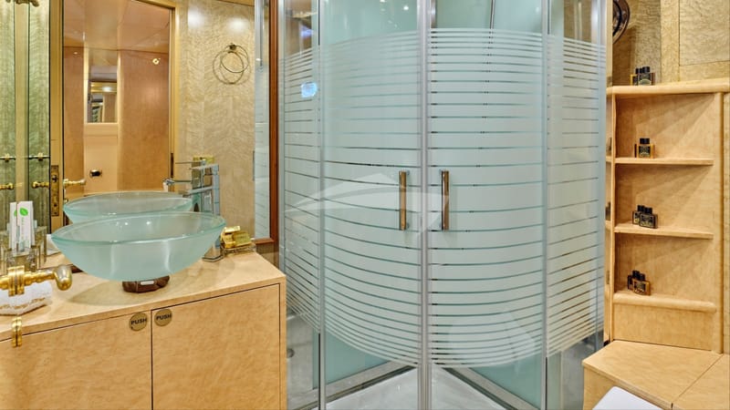 Single Cabin Bathroom