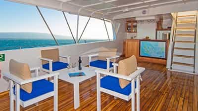 Top deck