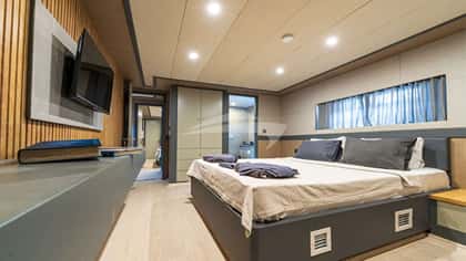 ALBATROS EXPLORER 26m motor yacht charter, photo 6