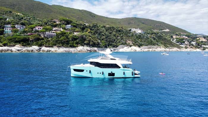 GRACE 18m motor yacht charter, photo 2