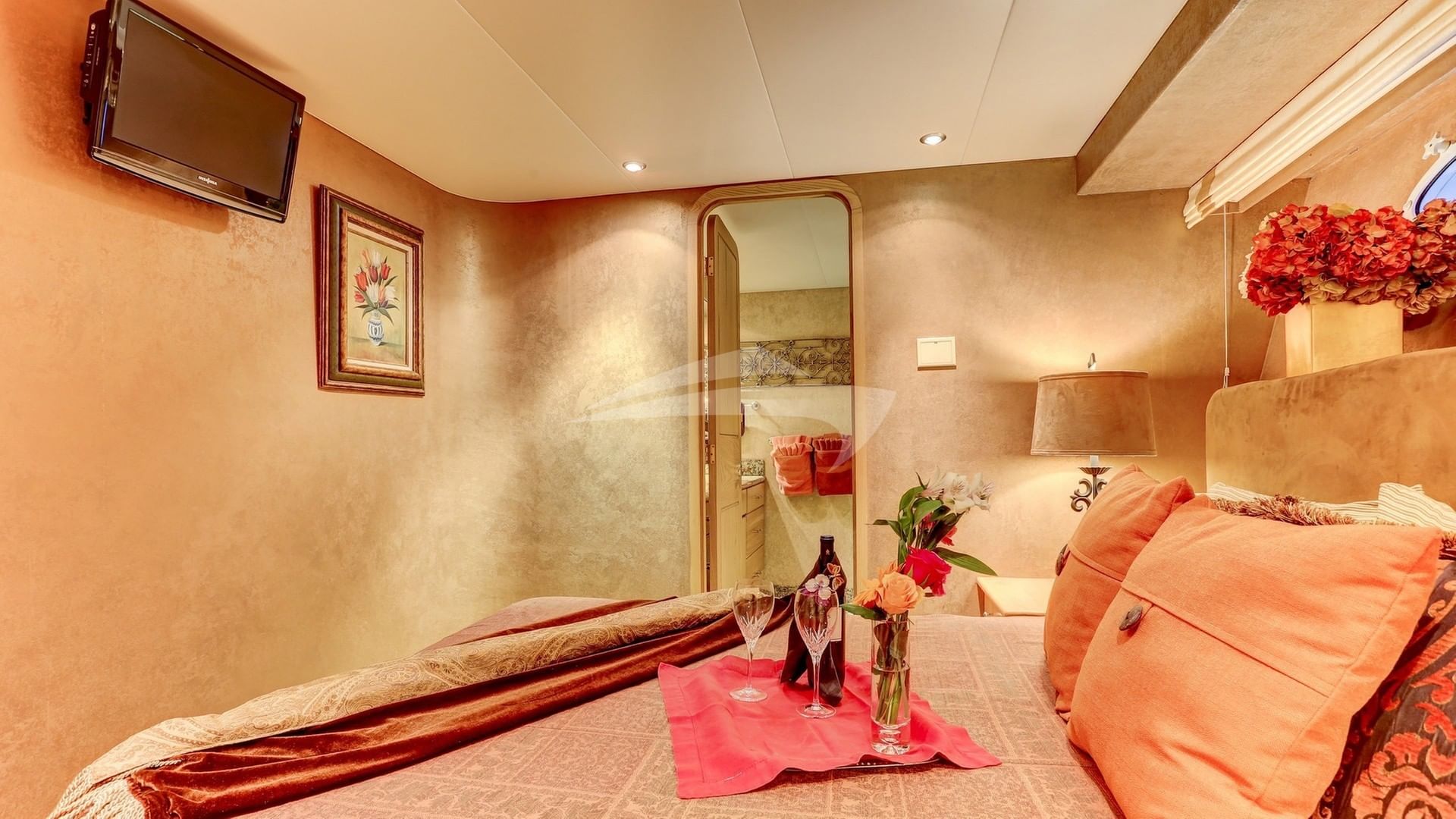 Sunrise Suite wtih private bath