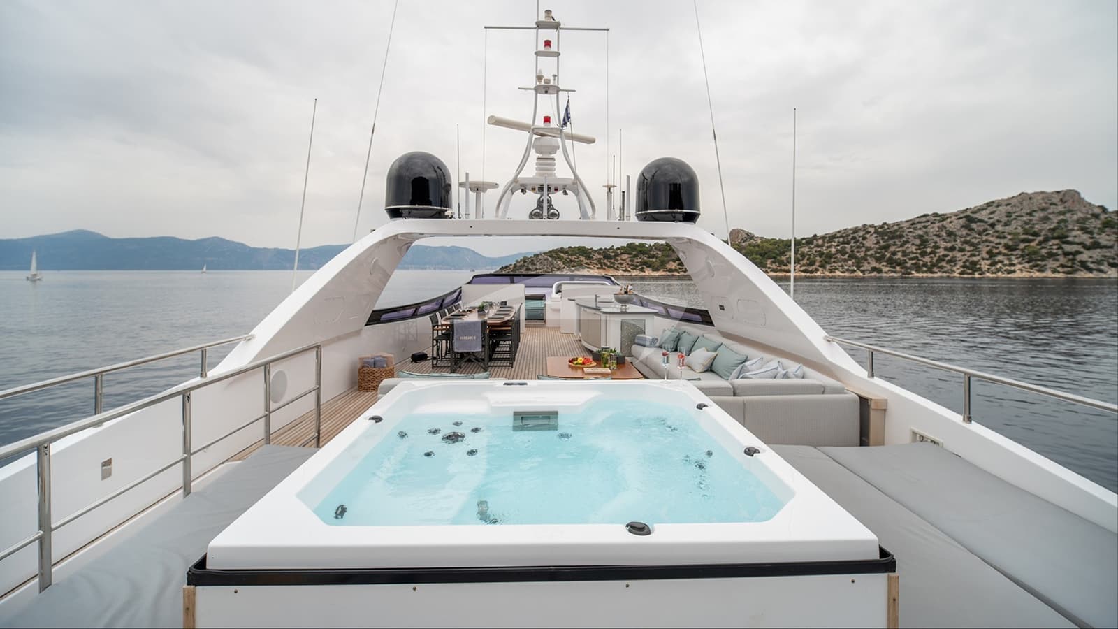 PAREAKI II, photo from the yacht portfolio 21