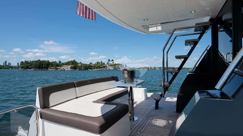 INFINITY 16m motor yacht charter, photo 3