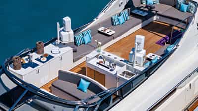 Flybridge area