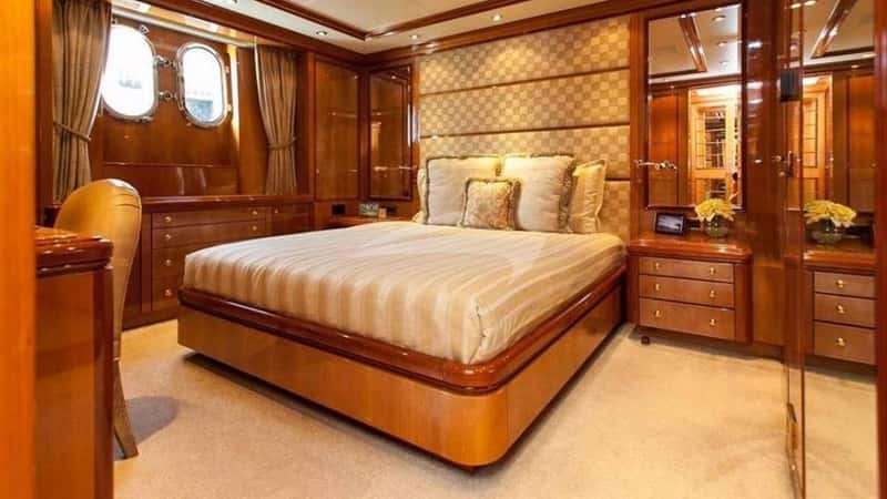 INVADER 50m motor yacht charter, photo 6