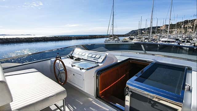 OLA yacht charter photo 5