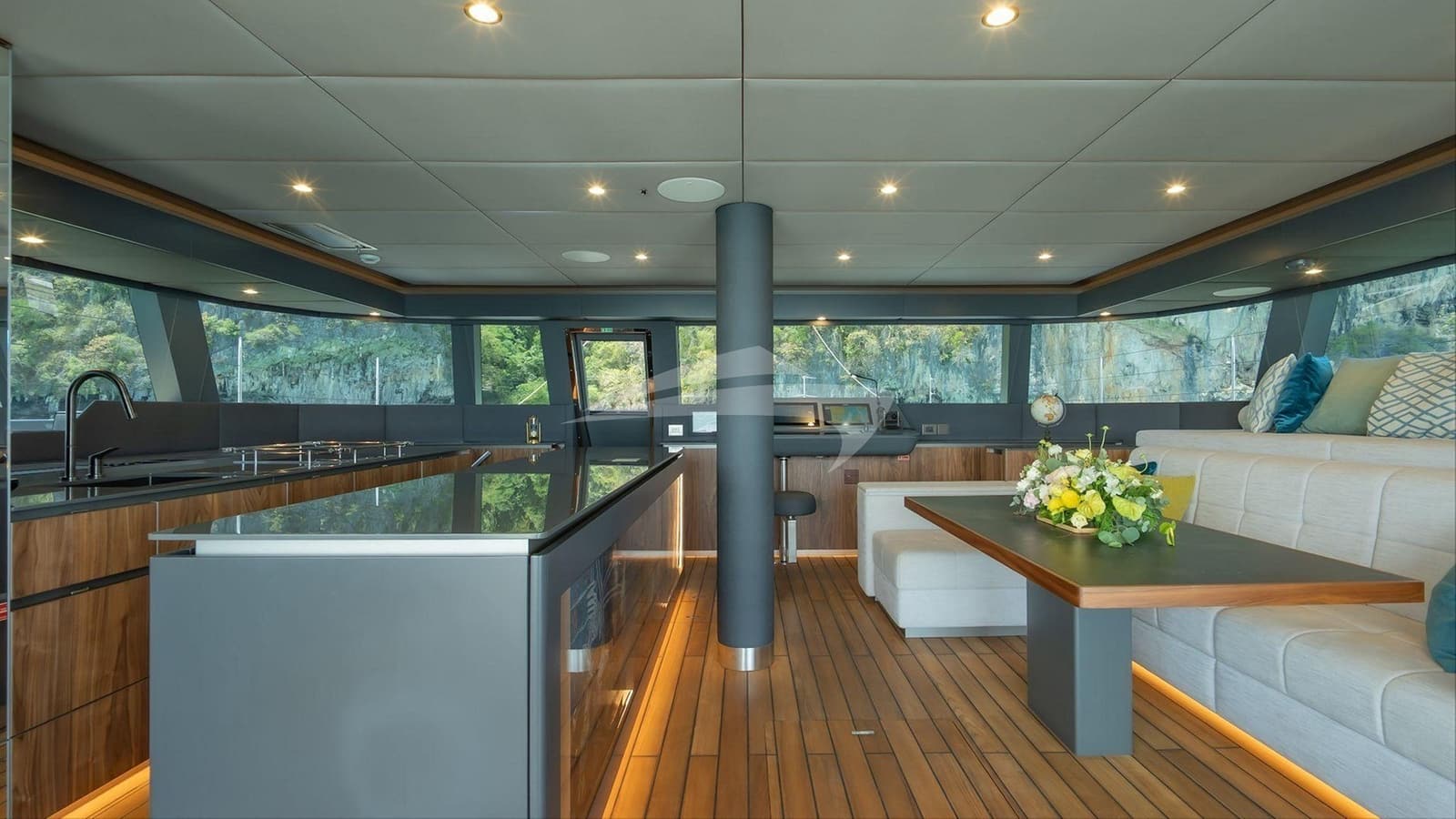 E-MOTION, photo from the yacht portfolio 7