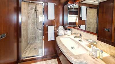Master Cabin Bathroom