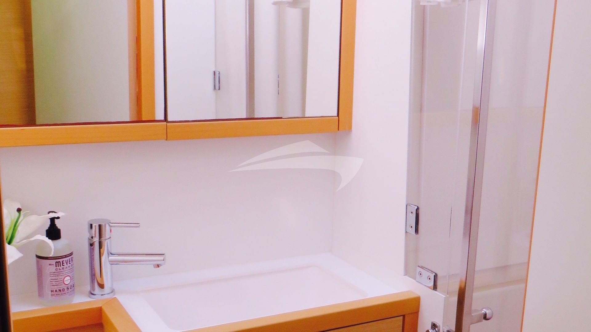 Upper / Lower Cabin #3