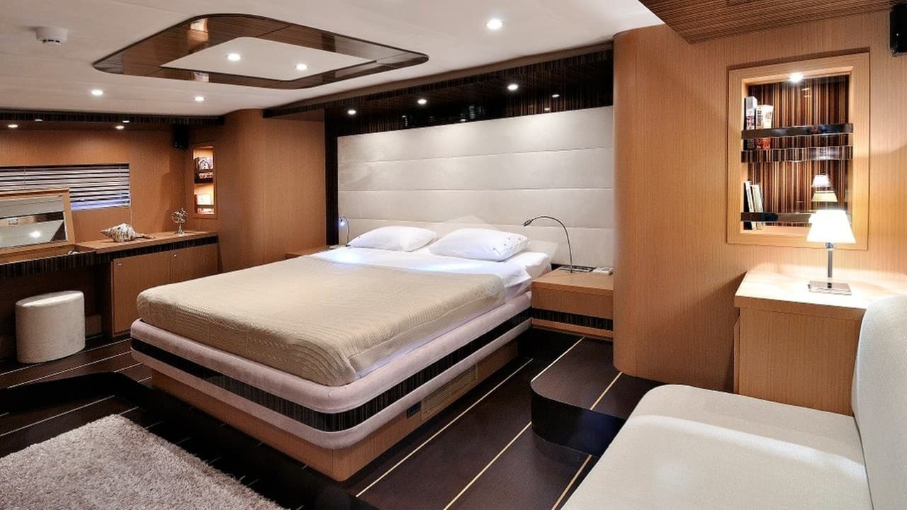 LE PIETRE, photo from the yacht portfolio 7