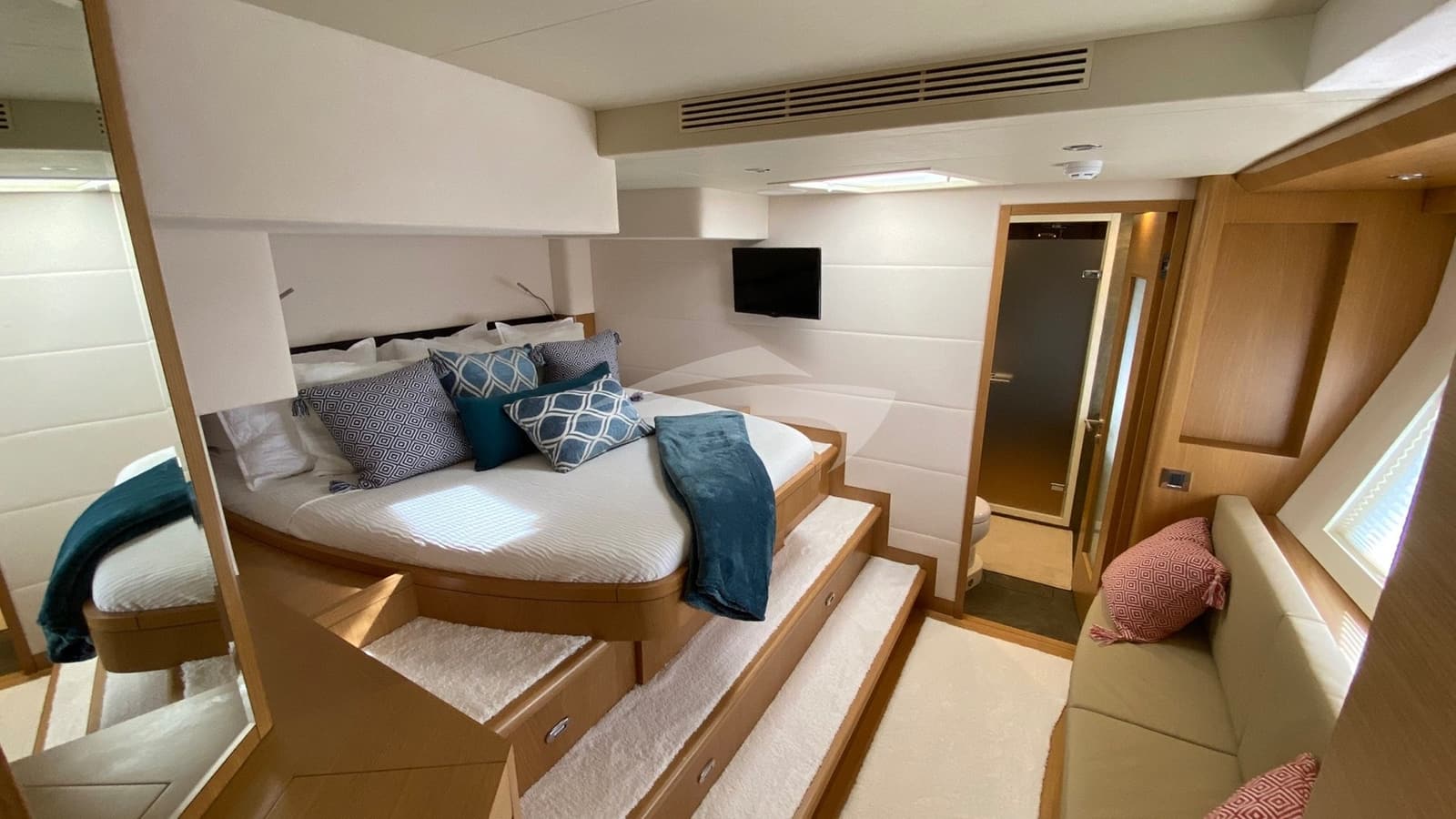 SERENITY 64, photo from the yacht portfolio 4