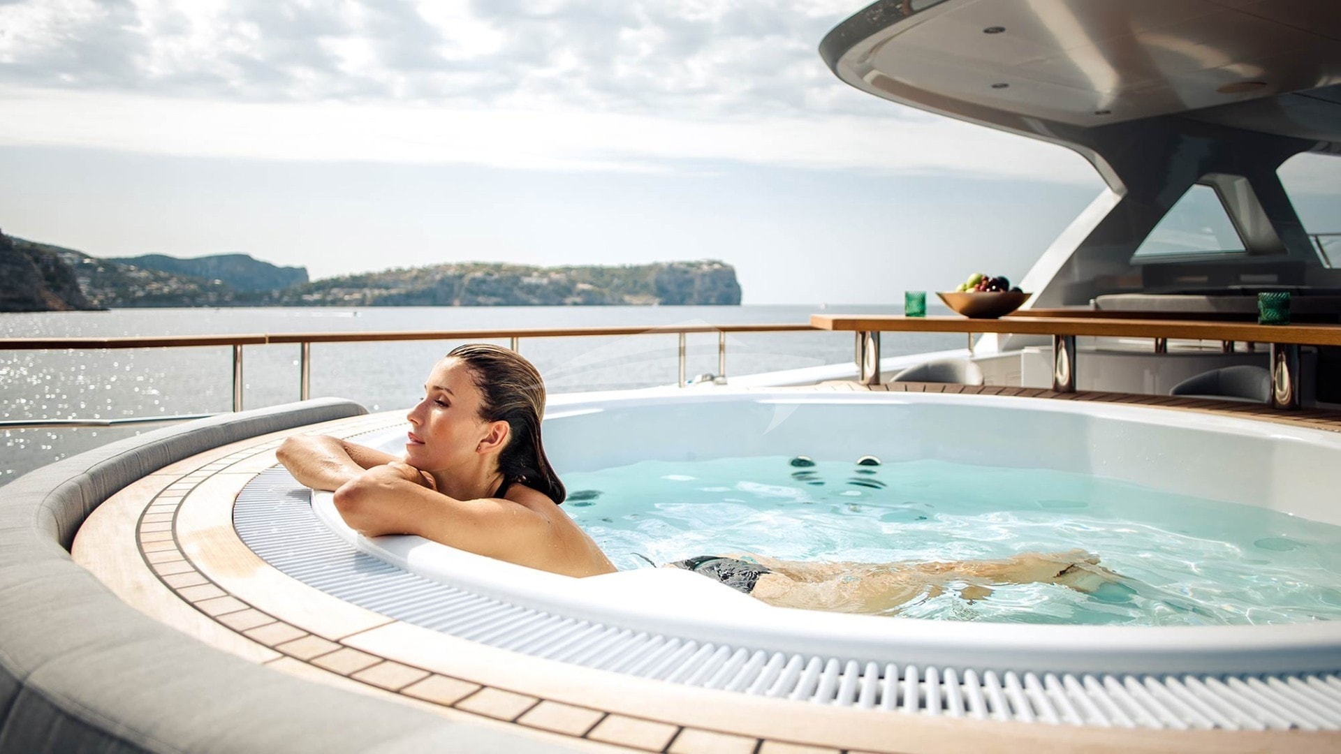 Deck Jacuzzi