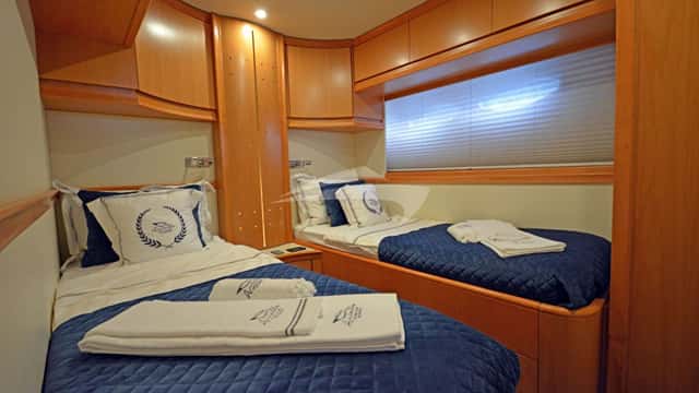 CELINE yacht charter photo 5