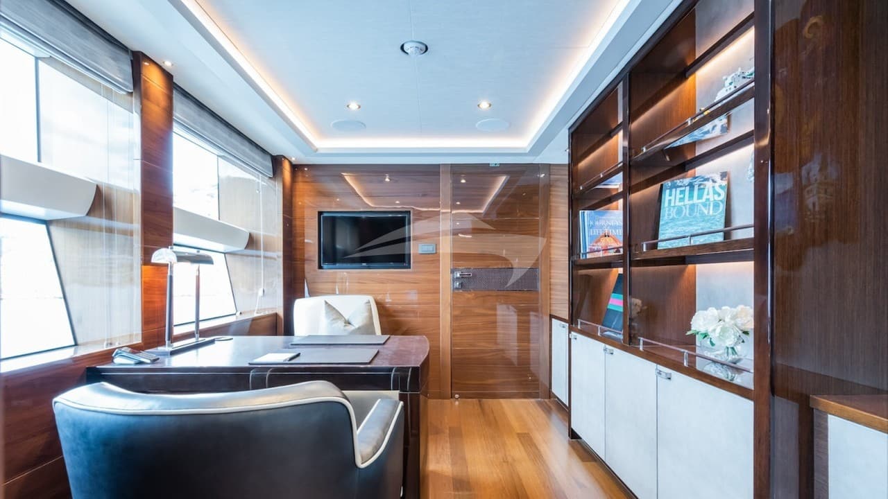 LE VERSEAU, photo from the yacht portfolio 24