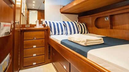 MALIZIA 25m sailing yacht charter, photo 7