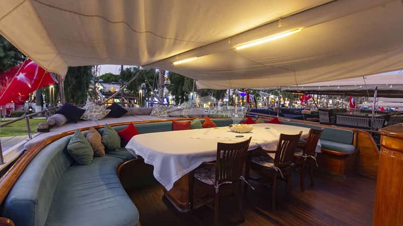 SERENAD 29m sailing yacht charter, photo 3