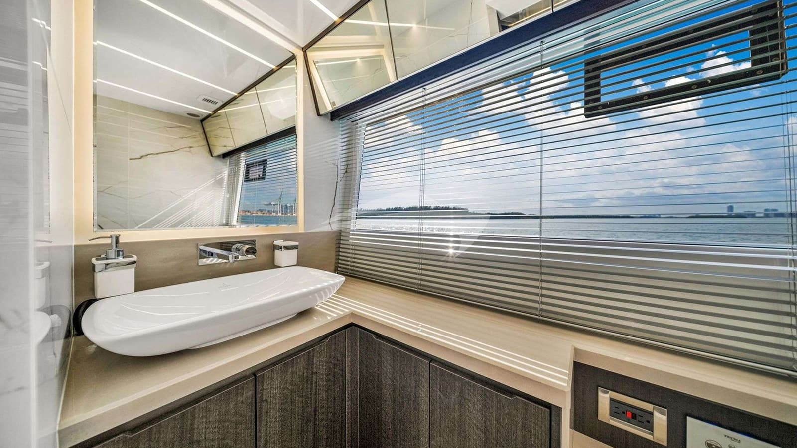 OPTIMUS PRIME, photo from the yacht portfolio 18