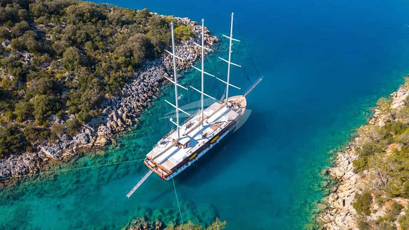 ADMIRAL 47m motor yacht charter, photo 4
