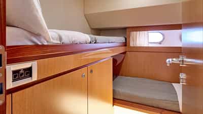 Twin Cabin