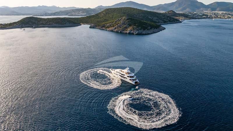 FORTUNA 48m motor yacht charter, photo 4