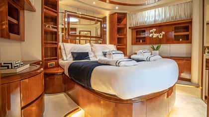 ESTIA ZEUS 23m motor yacht charter, photo 12