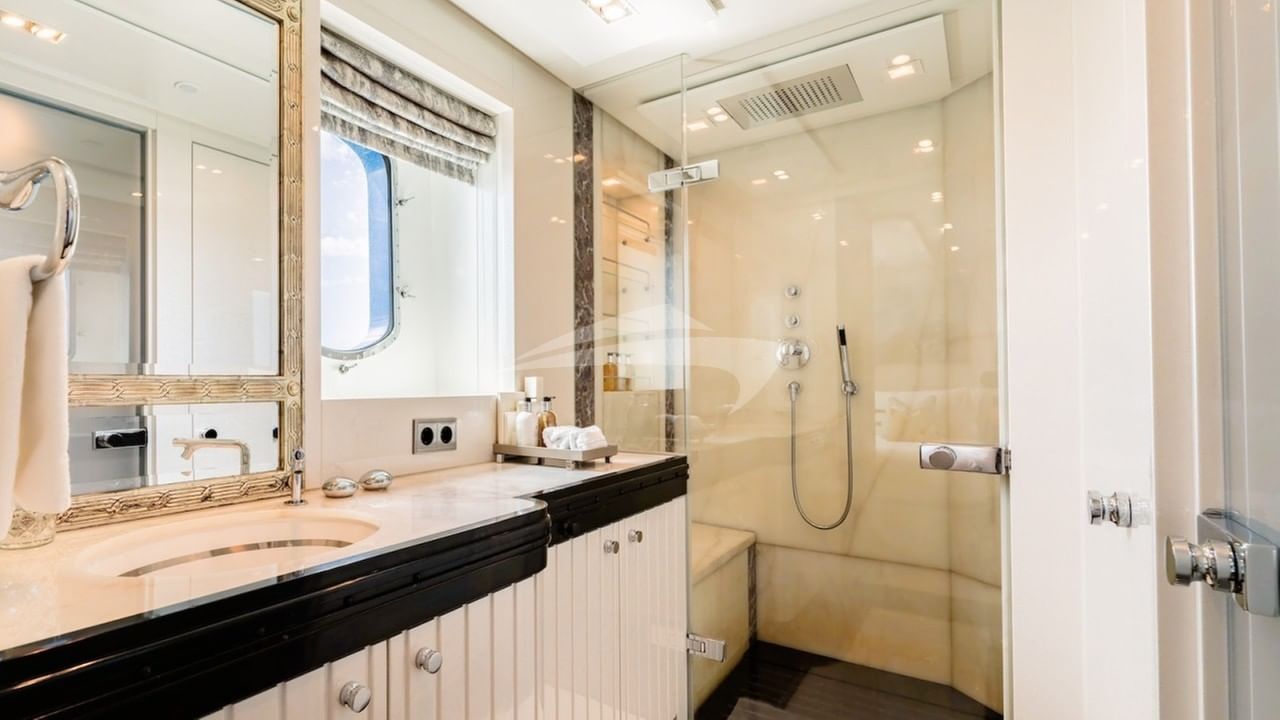 Twin stateroom is en suite with a shower