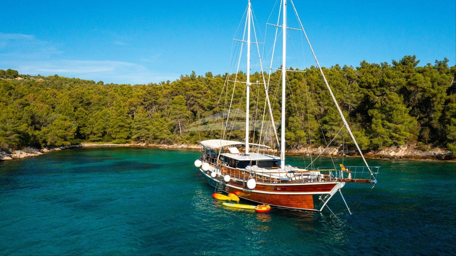 ALLURE, Aufnahme aus dem Yachtportfolio 5