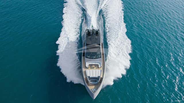 NEVER GIVE UP 33GS yacht charter photo 2