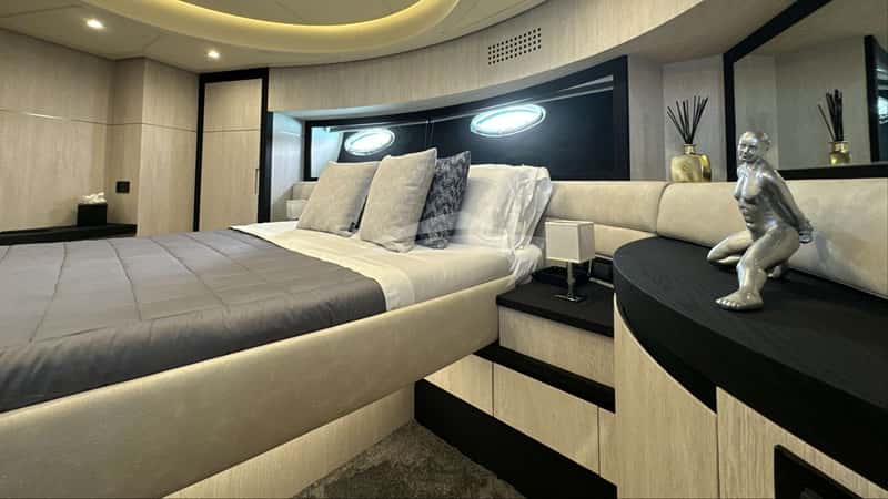 THYKE III 27m motor yacht charter, photo 8