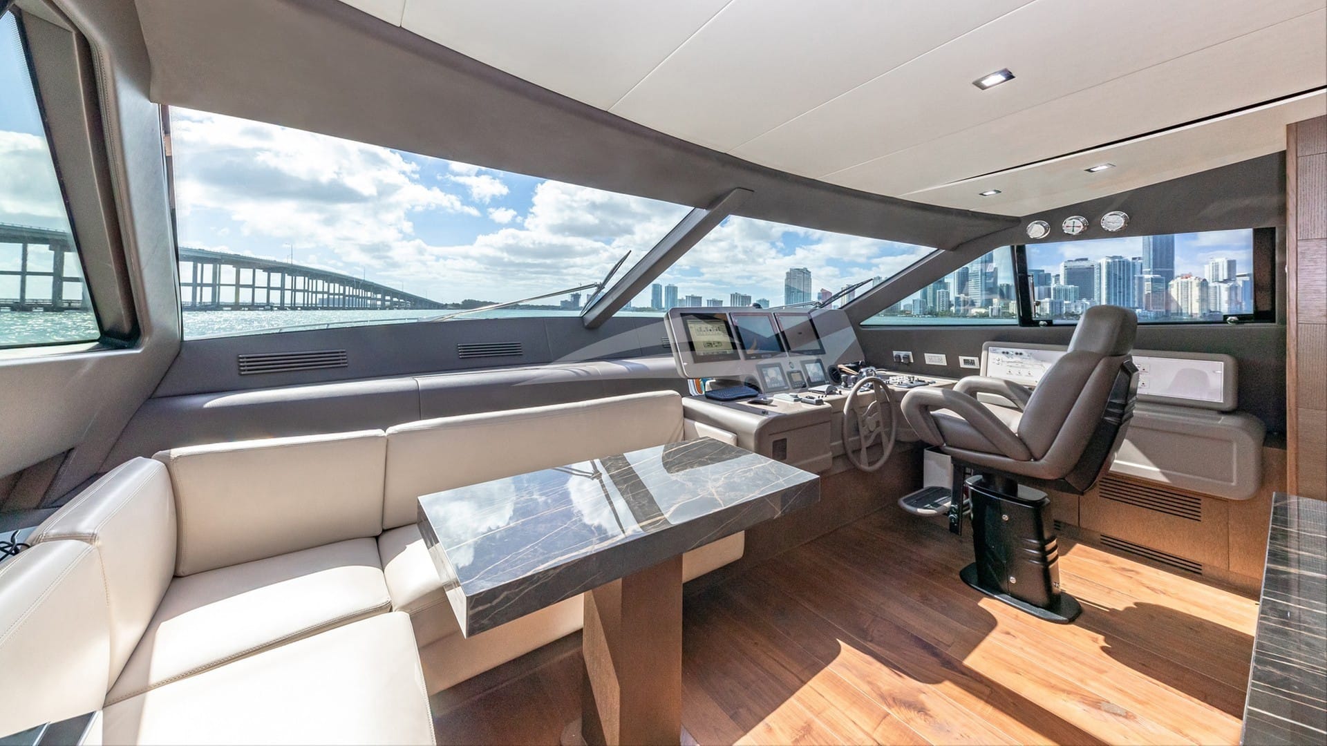 Galley / Bridge