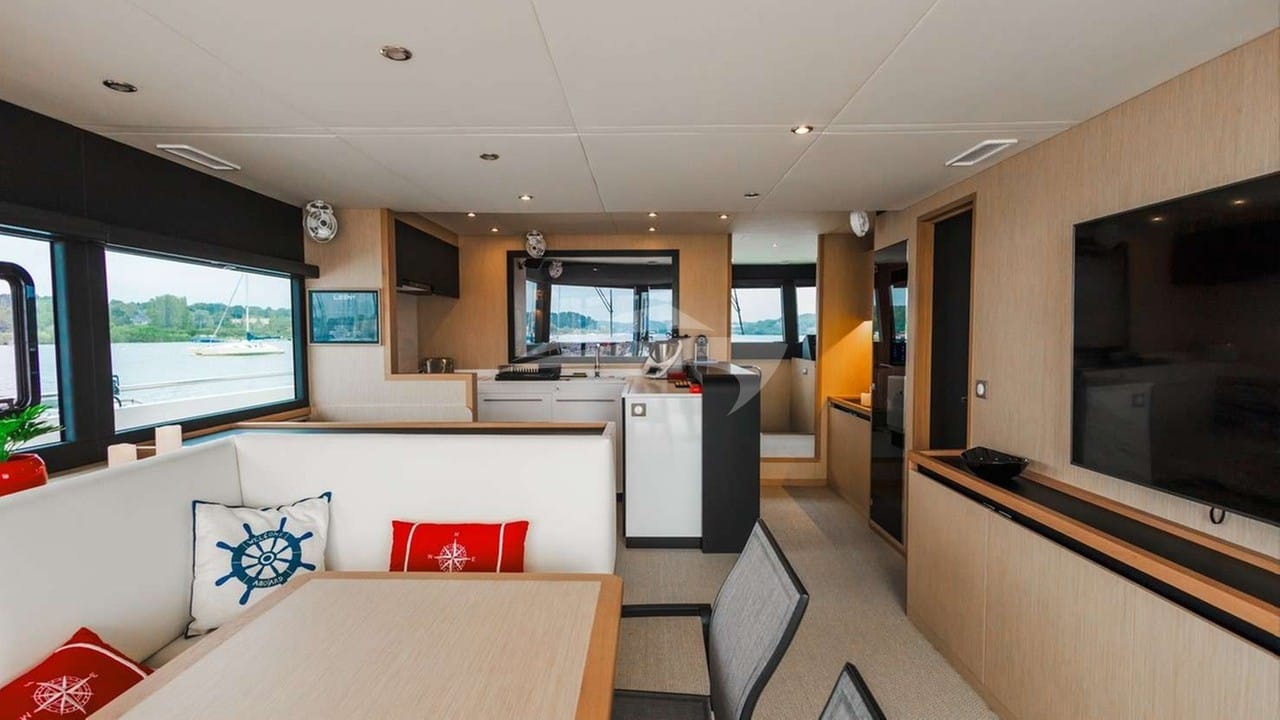 L'indecis Caribbean, West Mediterranean