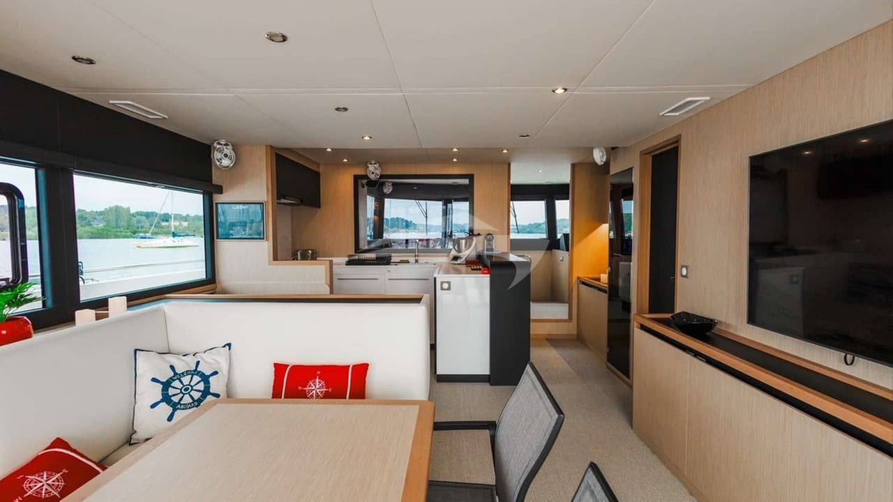 L'INDECIS, photo from the yacht portfolio 1
