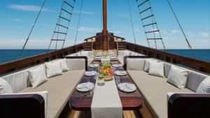 Deck Dining