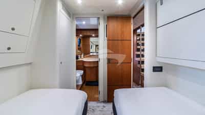 Twin Cabin