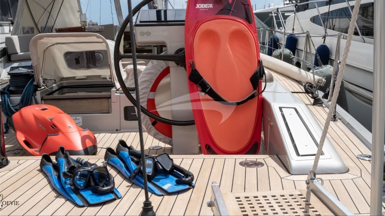 LA LOEVIE, photo from the yacht portfolio 19