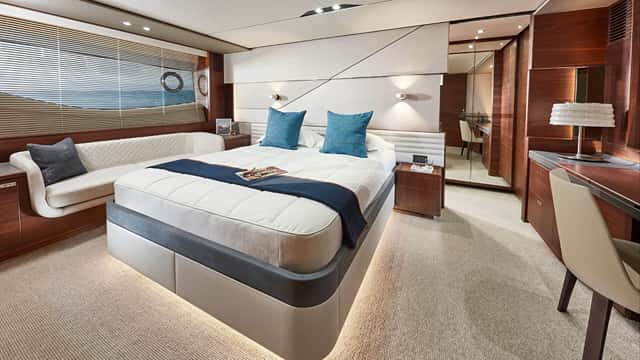 SCORE ONE yacht charter photo 3