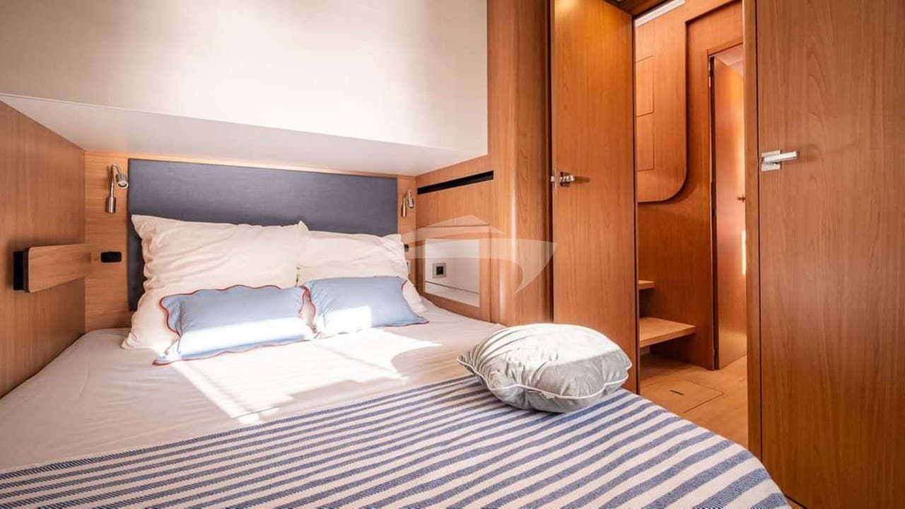 MERIDIAN, photo from the yacht portfolio 16