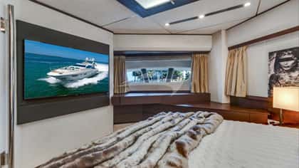 SCARLET 31m motor yacht charter, photo 8