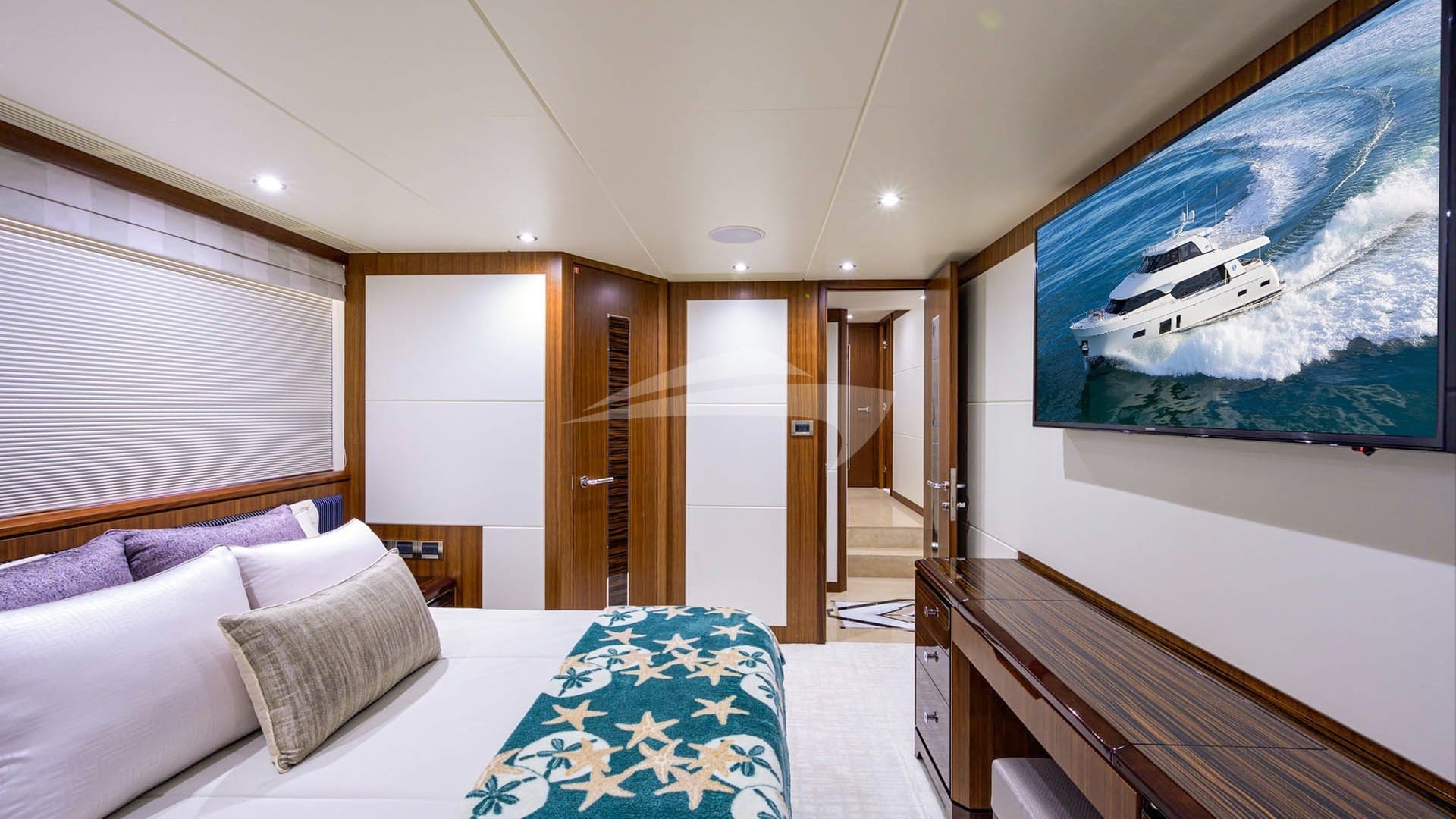 1VIP Cabin