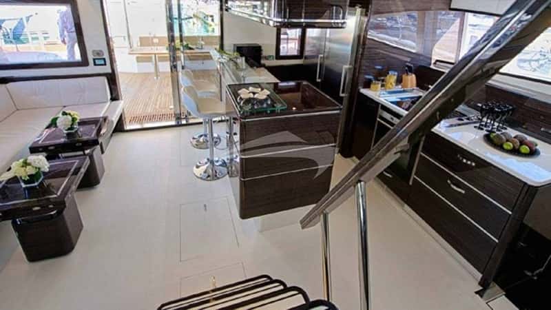 CLOUDS 21m motor yacht charter, photo 9