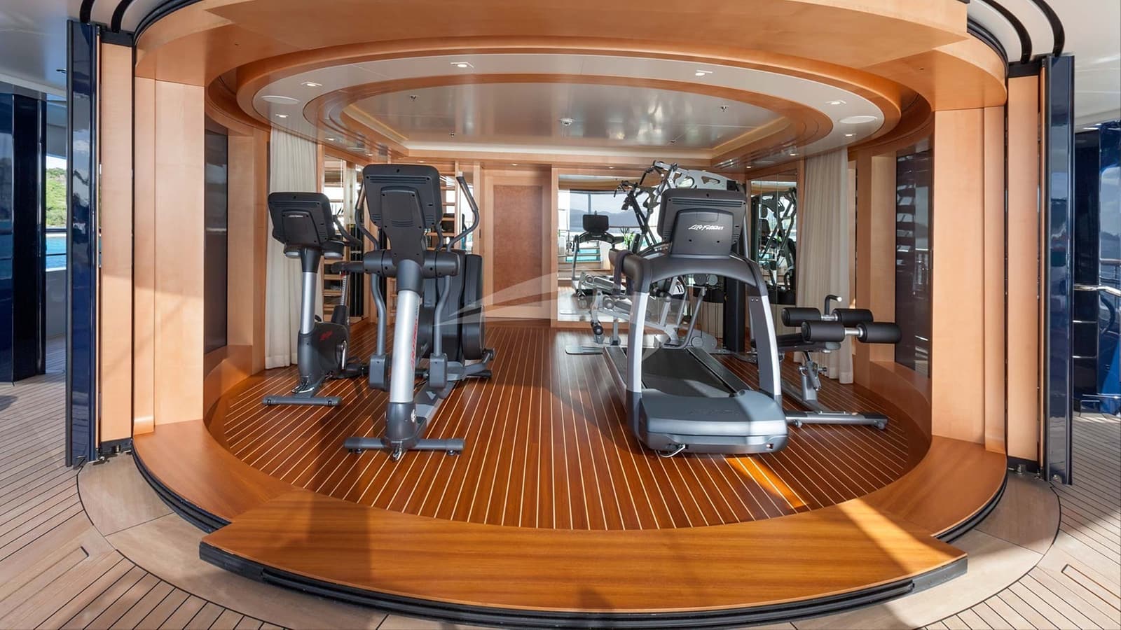 SOLANDGE, photo from the yacht portfolio 19