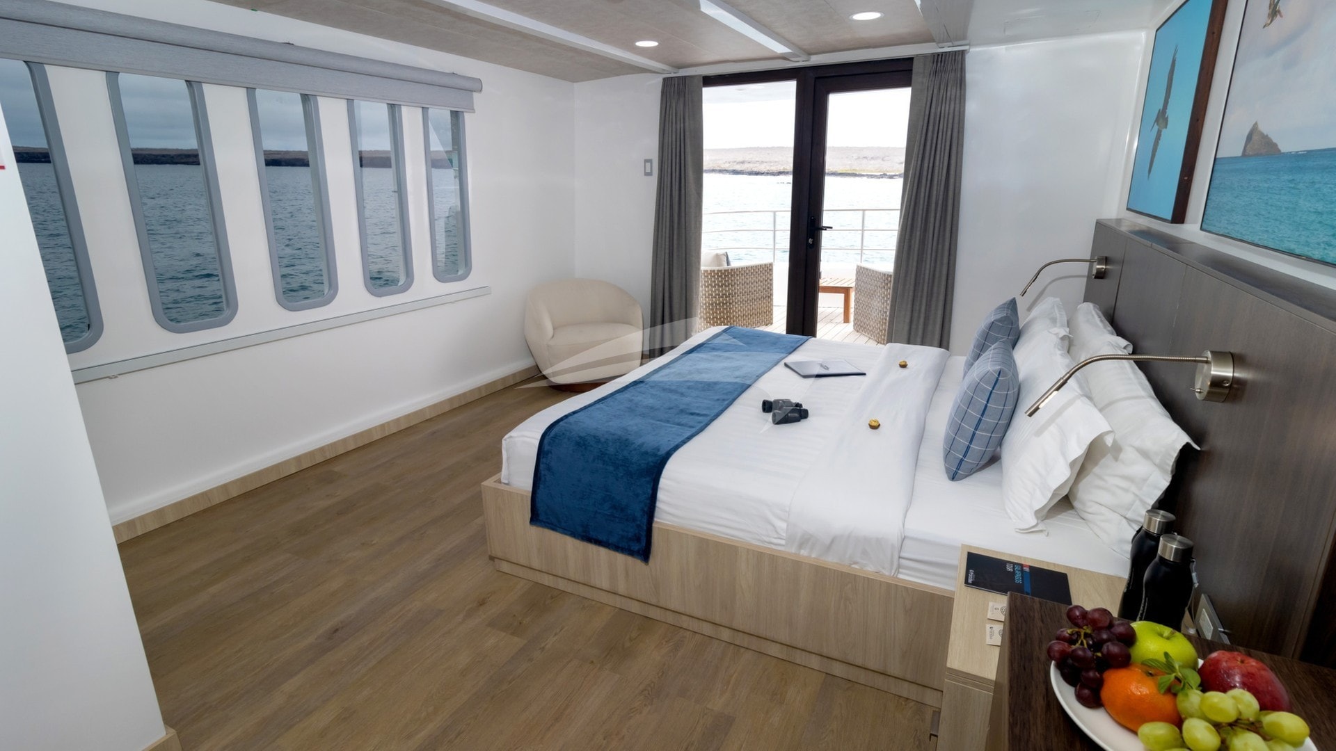 Suite upper deck