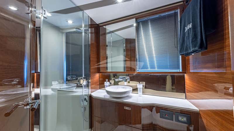 RESET 19m motor yacht charter, photo 7